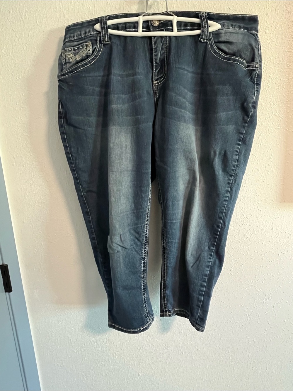 Love Indigo Washed Blue Cropped Jeans Size 20W